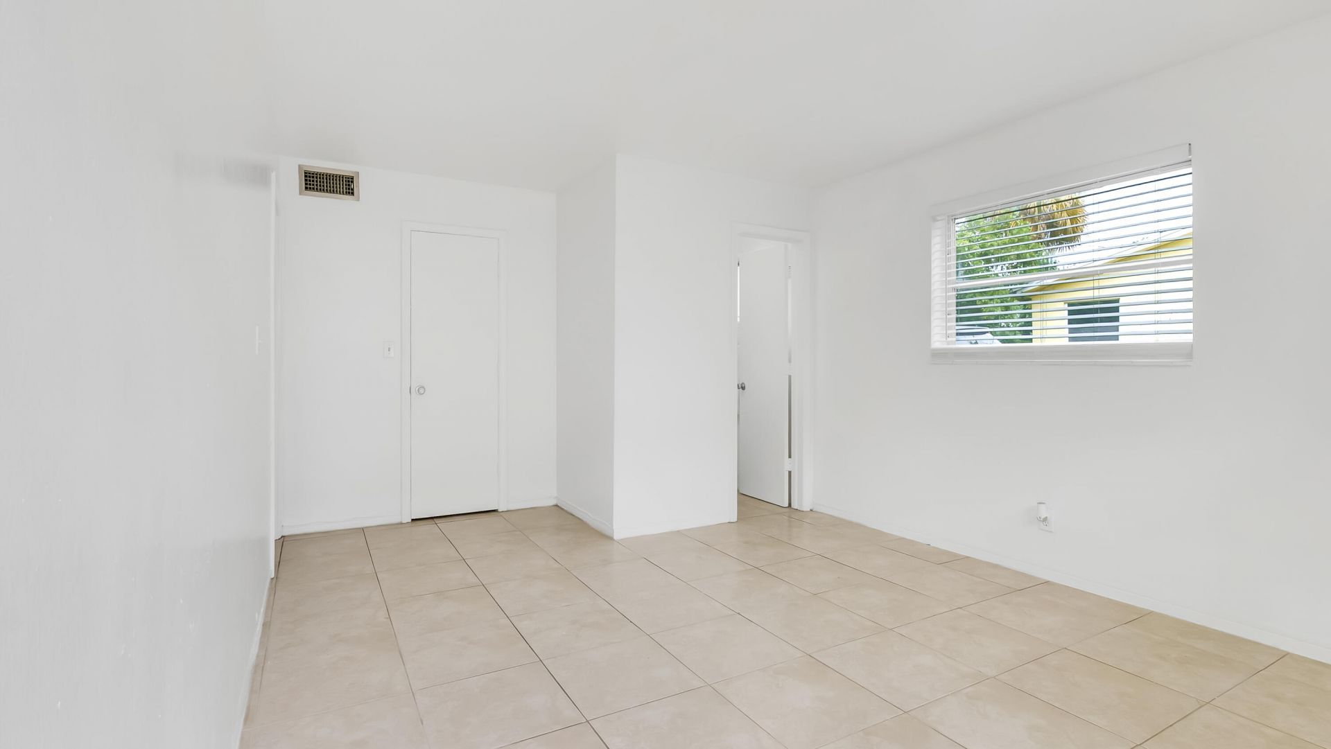 711 SE 15th Street, Unit 5, Fort Lauderdale, FL 33316 Photo
