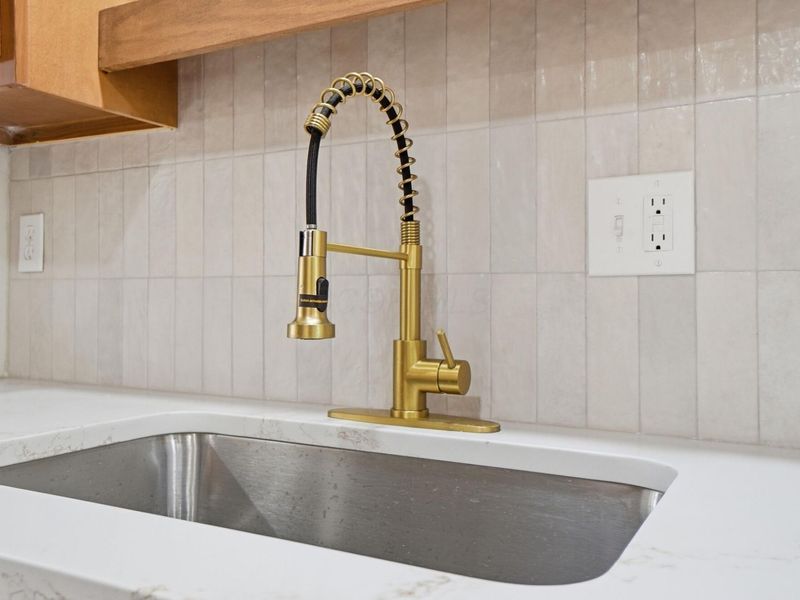 2433 Lindsay Road, Obetz, OH 43207 Photo 14