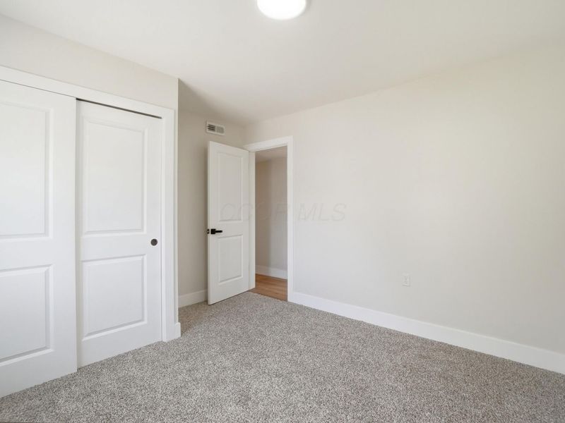 2433 Lindsay Road, Obetz, OH 43207 Photo 25