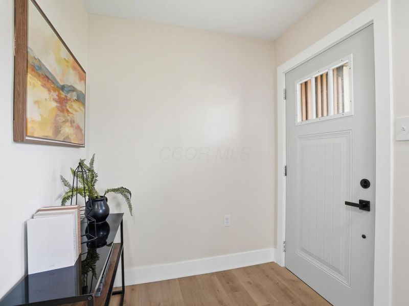 2433 Lindsay Road, Obetz, OH 43207 Photo 4