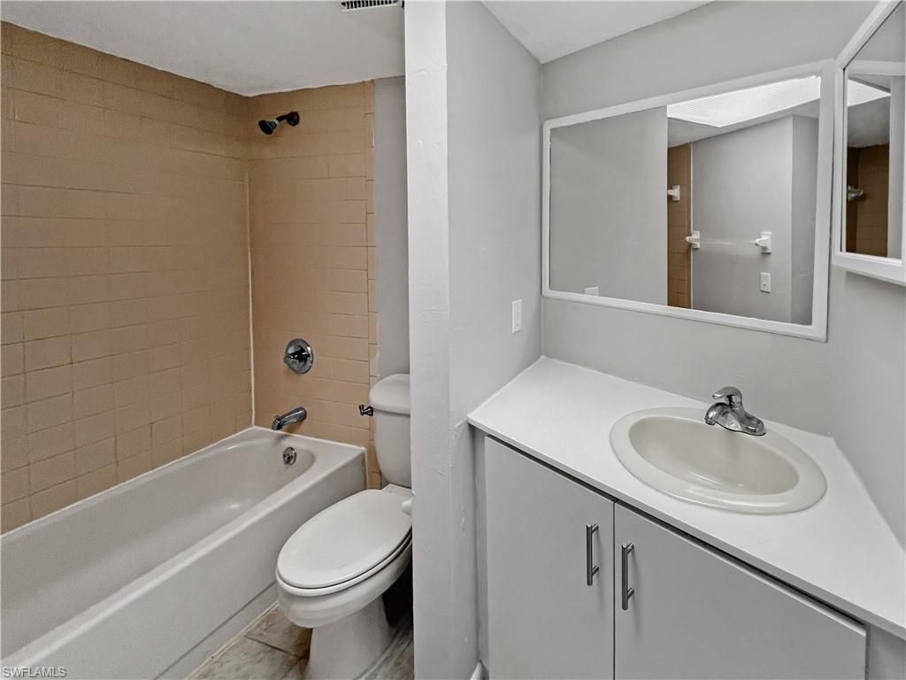 1123 SW 48th Ter , Unit 104, Cape Coral, FL 33914 Photo