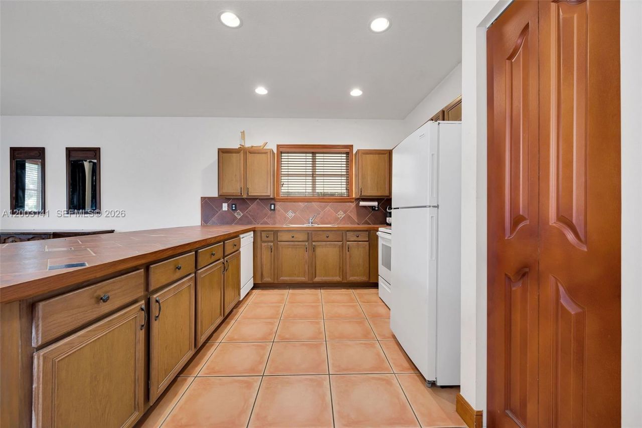 1350 NE 42nd Ave, Homestead, FL 33033 Photo