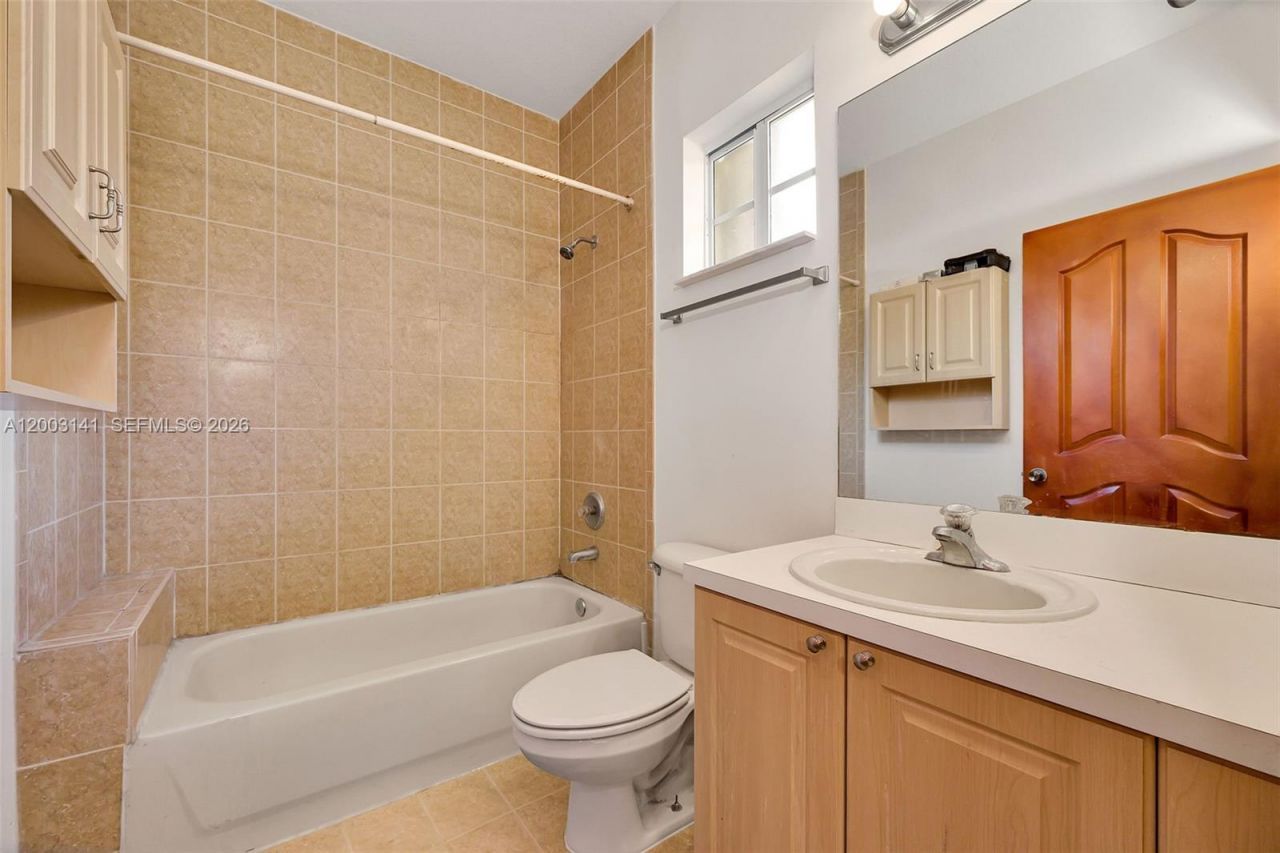 1350 NE 42nd Ave, Homestead, FL 33033 Photo