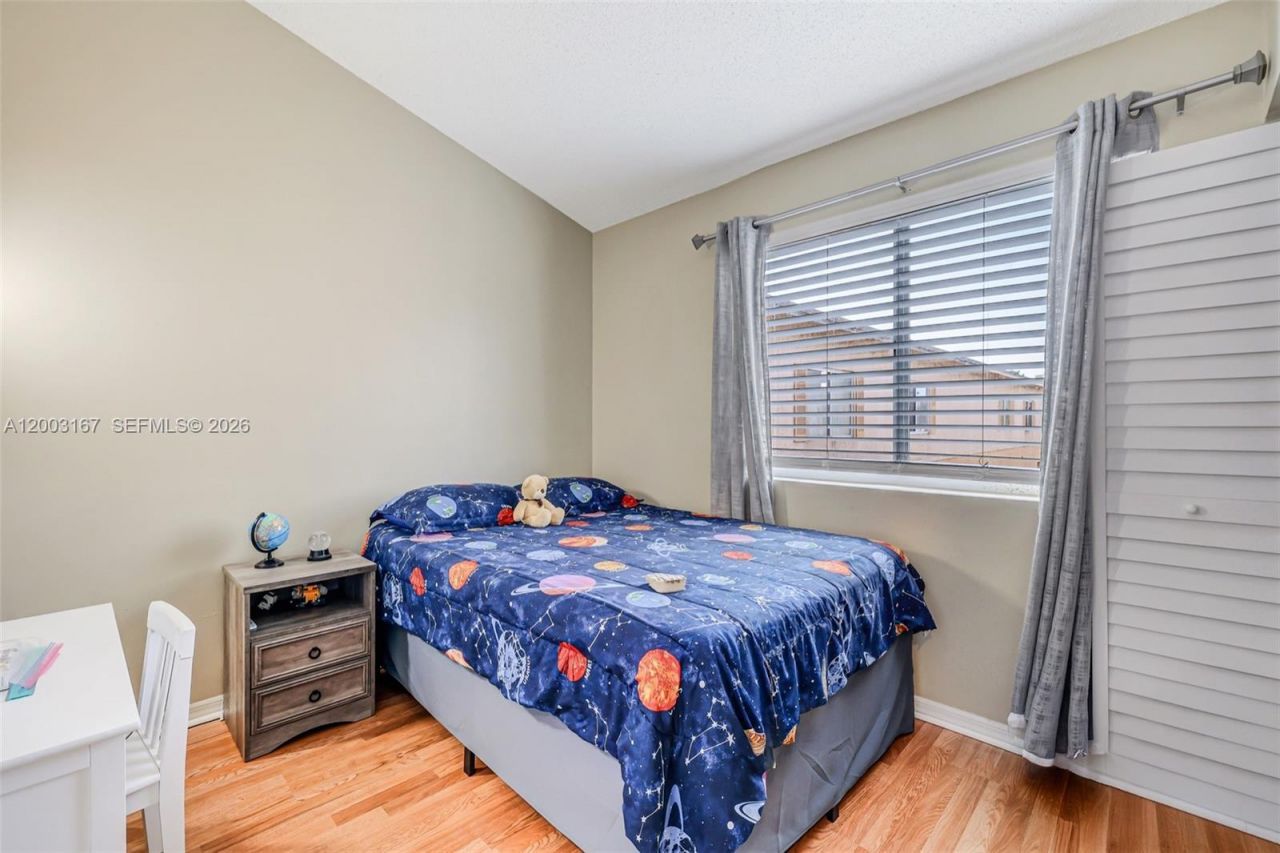 6255 Kendale Lakes Cir, Unit 218, Miami, FL 33183 Photo