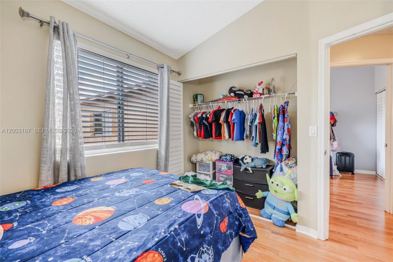 6255 Kendale Lakes Cir, Unit 218, Miami, FL 33183 Photo