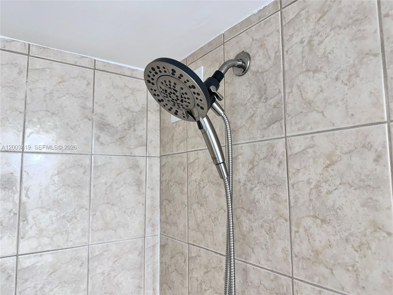 800 Parkview Dr , Unit 522, Hallandale Beach, FL 33009 Photo