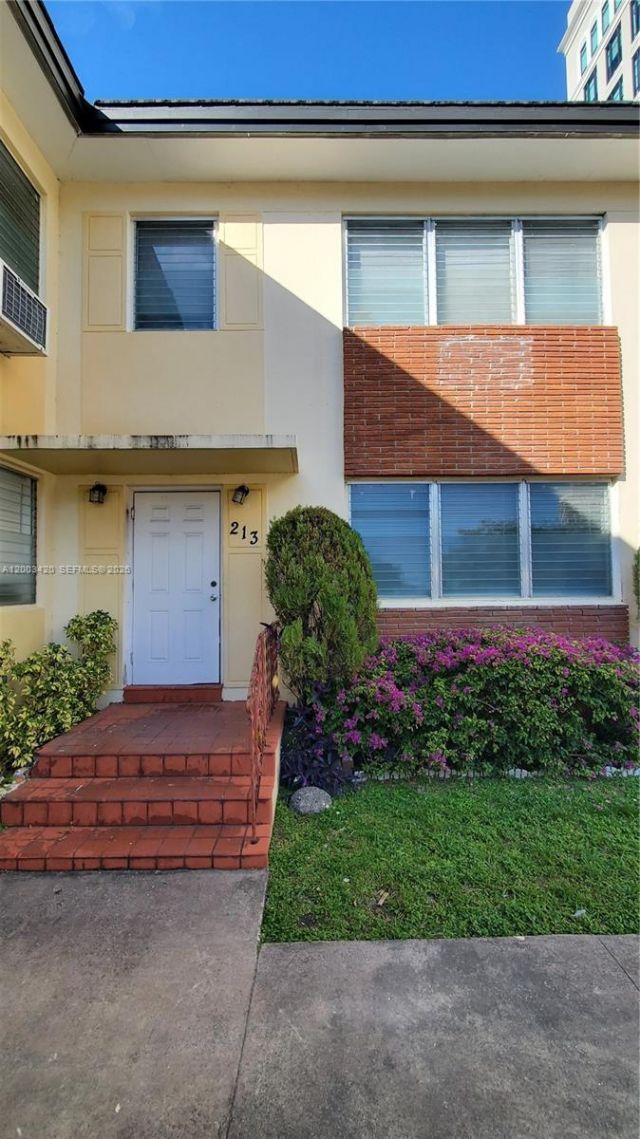 215 Zamora Ave , Unit 3, Coral Gables, FL 33134 Photo