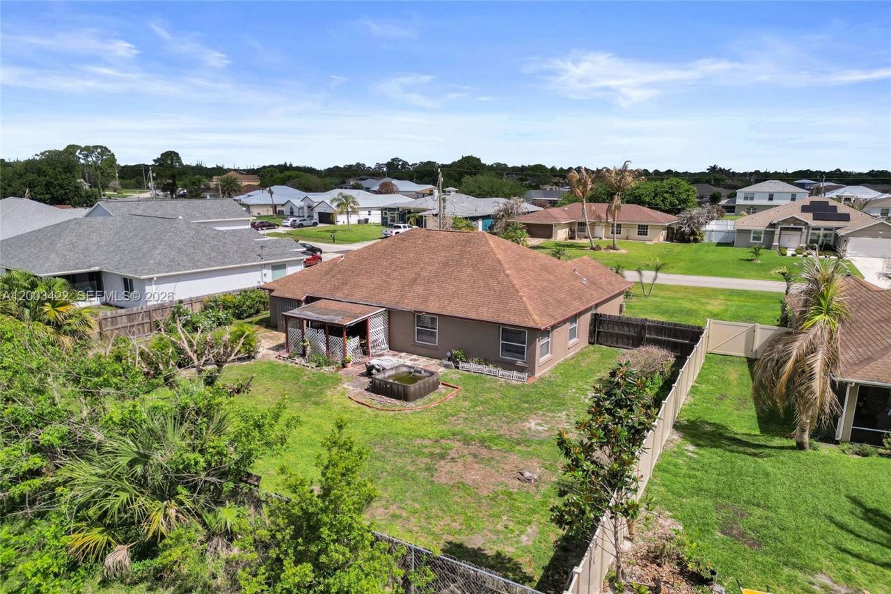 6030 NW Wolverine Rd, Port Saint Lucie, FL 34986 Photo