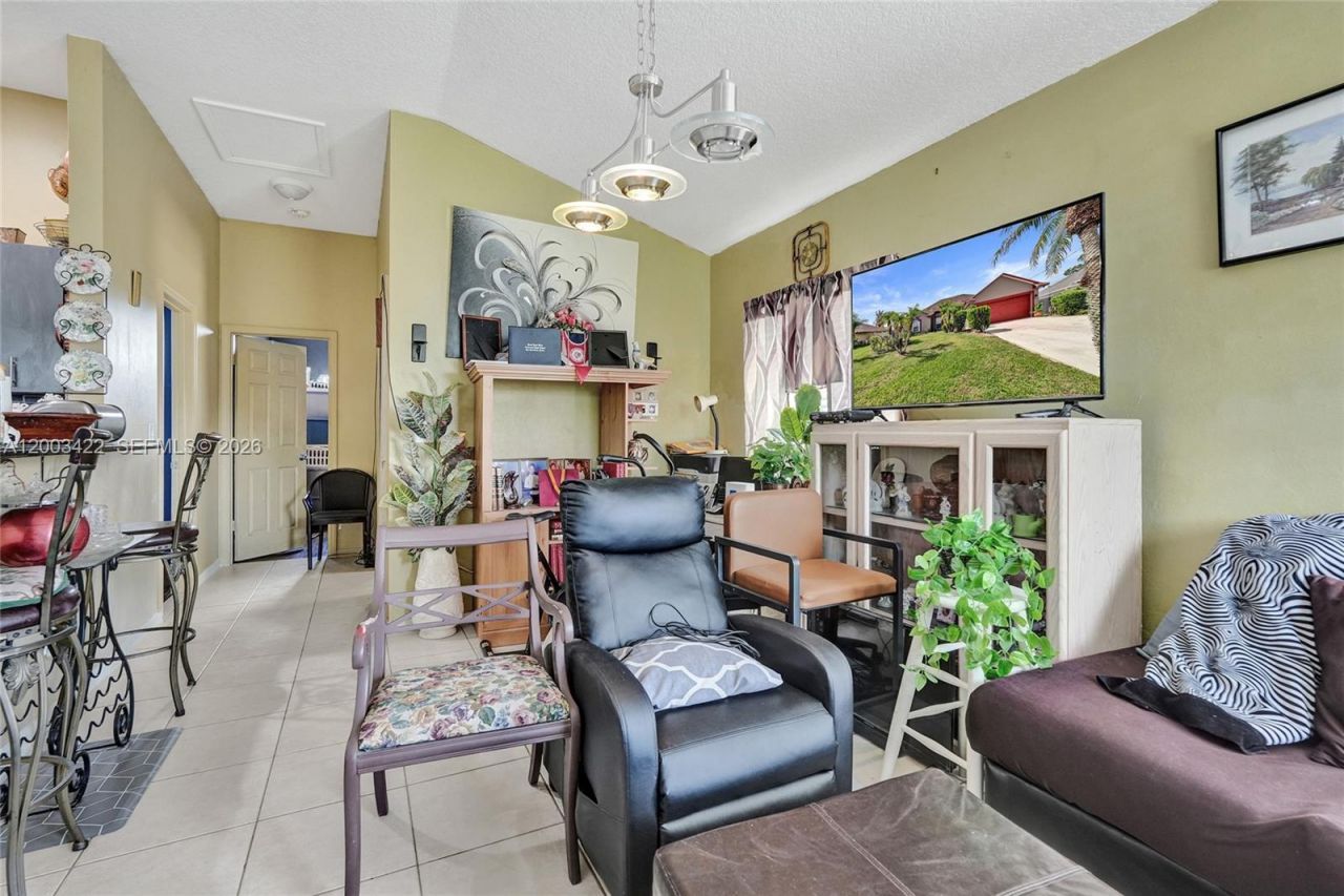 6030 NW Wolverine Rd, Port Saint Lucie, FL 34986 Photo