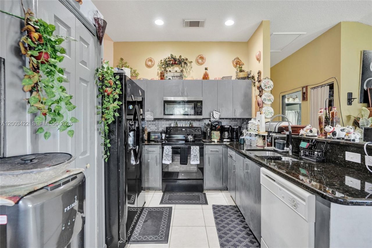 6030 NW Wolverine Rd, Port Saint Lucie, FL 34986 Photo