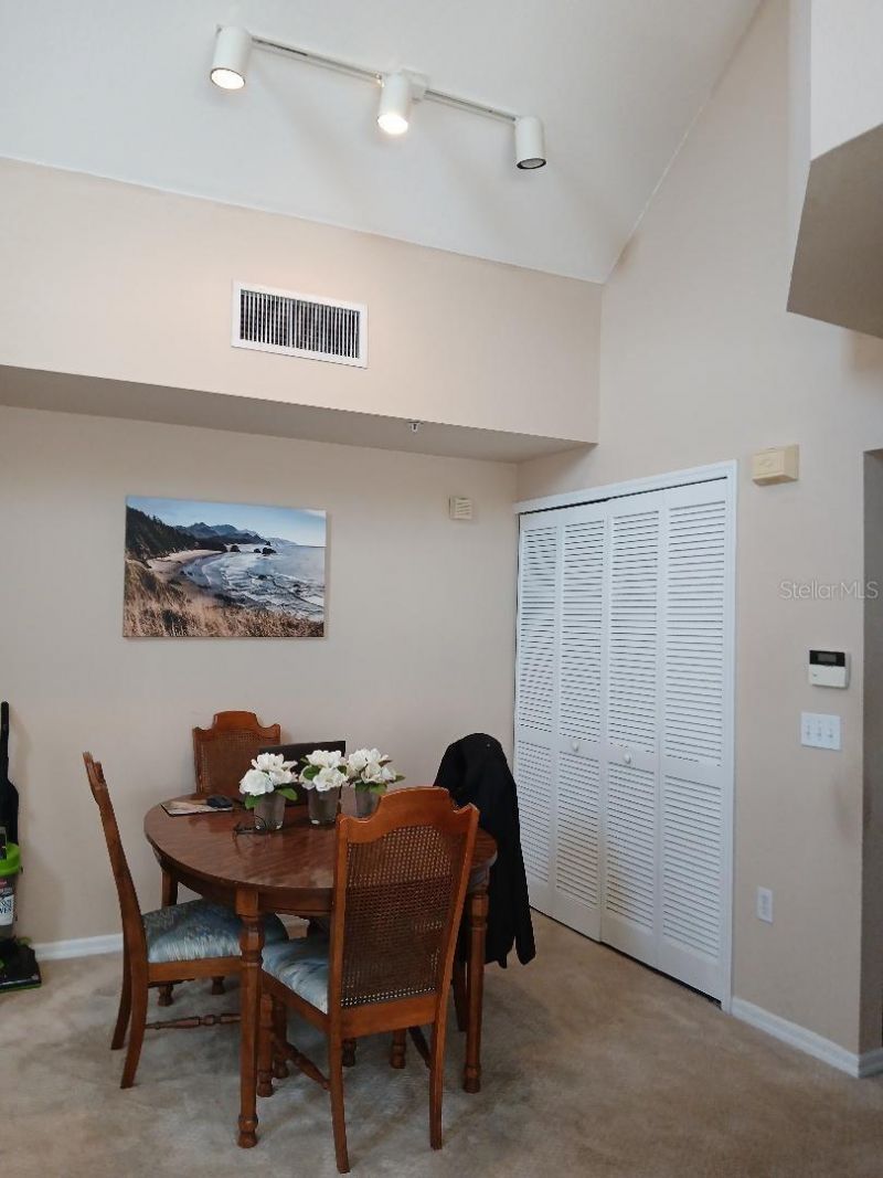 5581 Rosehill Road, Unit # 203, Sarasota, FL 34233 Photo