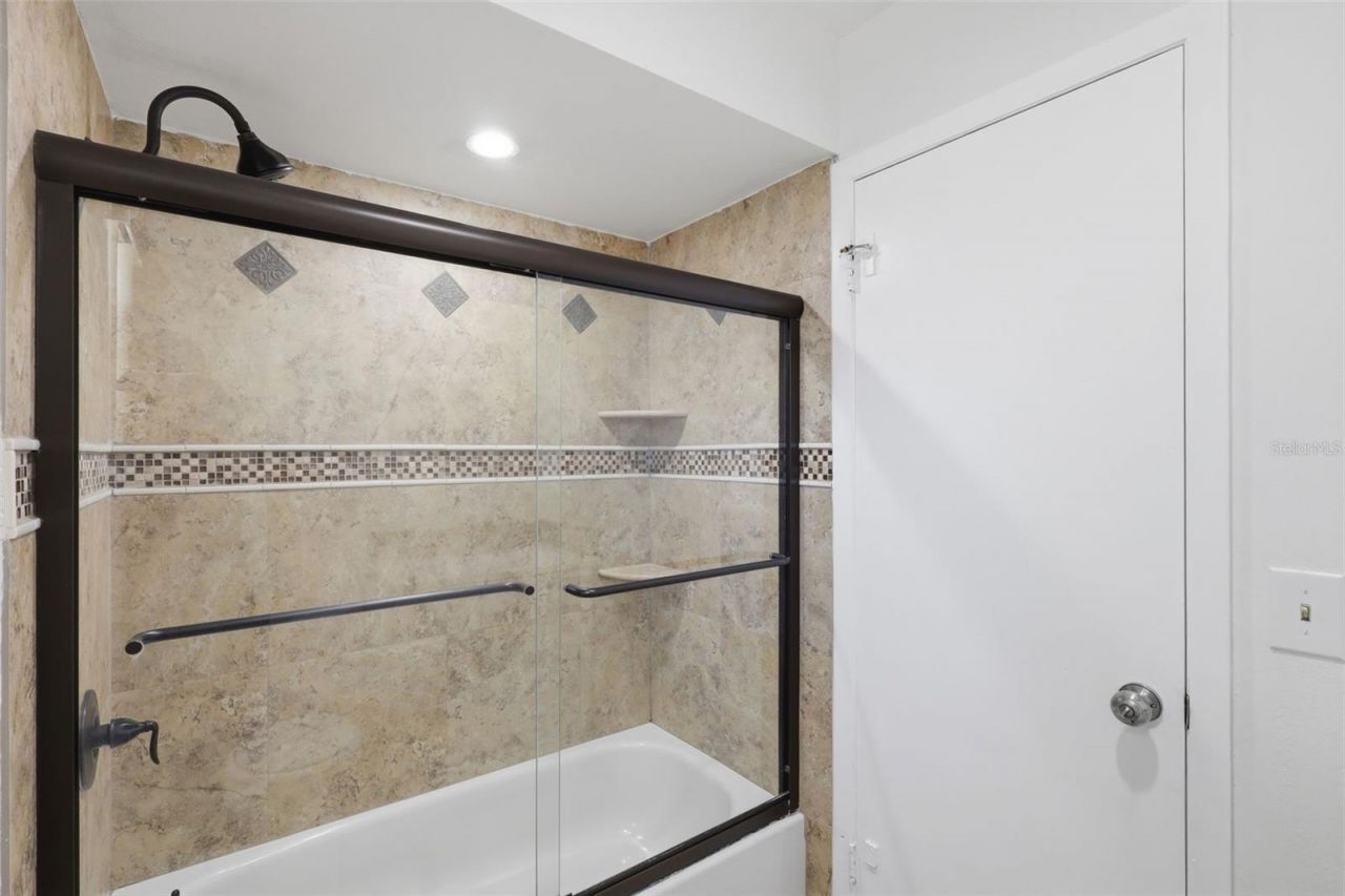 980 Hickory Court , Kissimmee, FL 34743 Photo