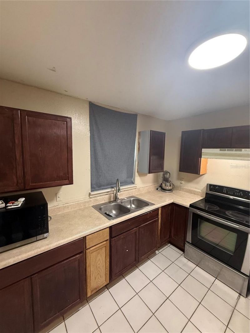 504 N Normandale Avenue, Orlando, FL 32835 Photo