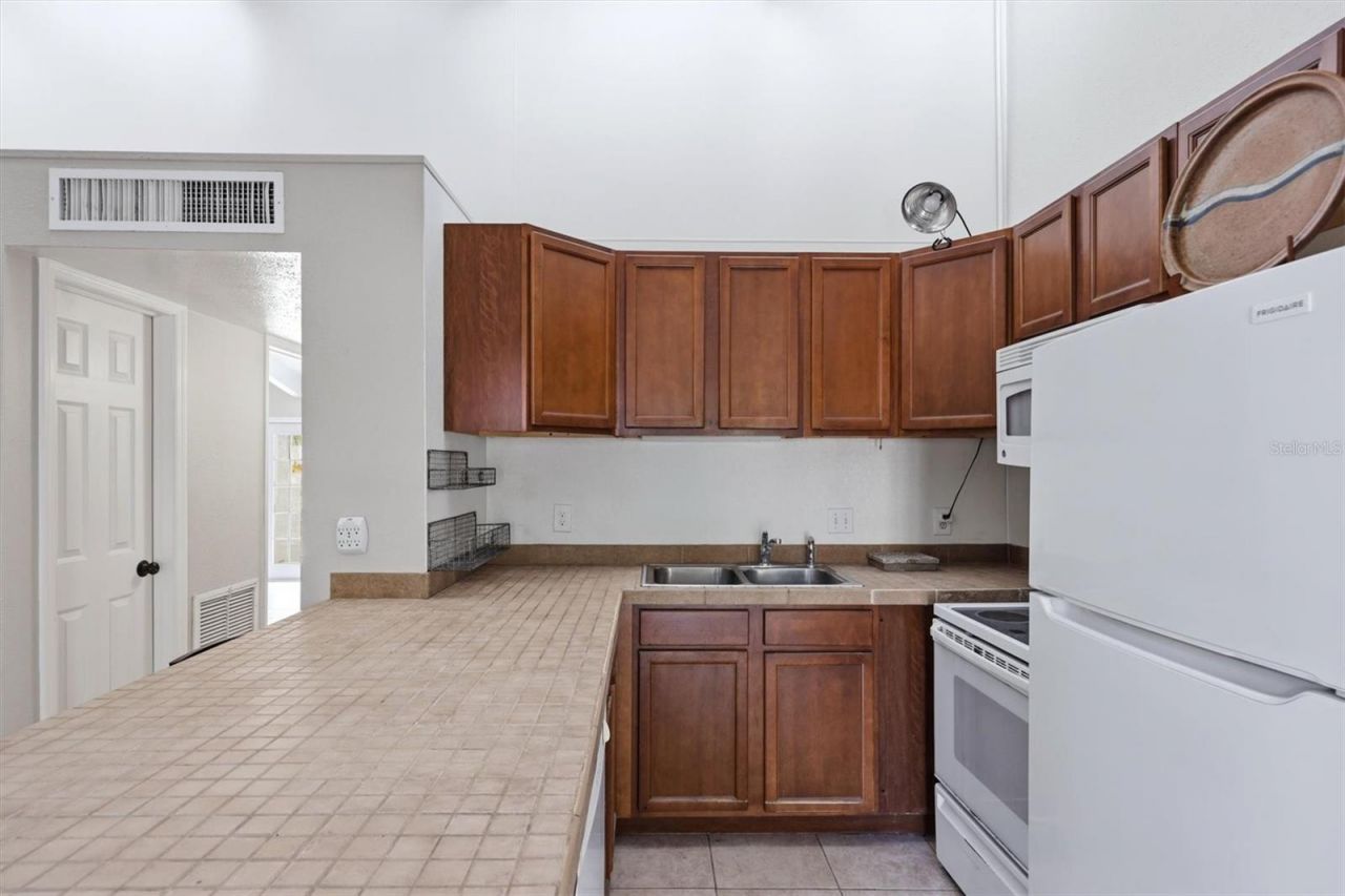 500 N Jefferson Avenue , Unit # 1, Sarasota, FL 34237 Photo