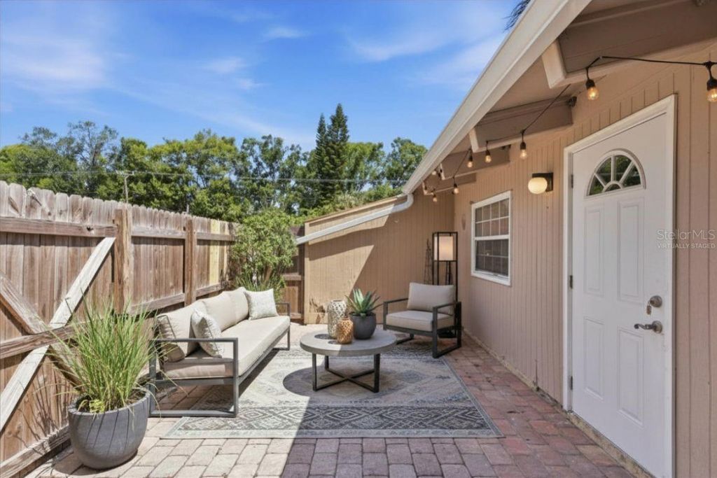 500 N Jefferson Avenue , Unit # 1, Sarasota, FL 34237 Photo