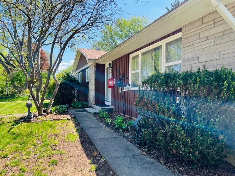 433 Crandall Drive , Worthington, OH 43085 Photo 3