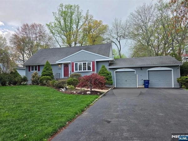 100 Mills Avenue, NORWOOD, NJ 07648