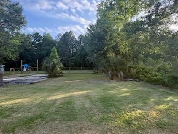 409 Merritt Street, Waveland, MS 39576