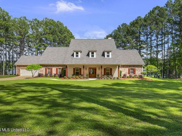 130 Pine Lake Cove, Flora, MS 39071