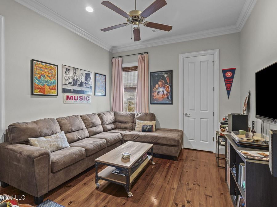Property Image 41