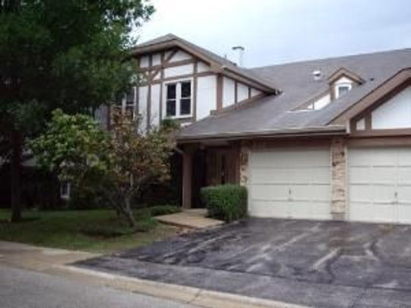 1405 Clairmont Court, Vernon Hills, IL 60061