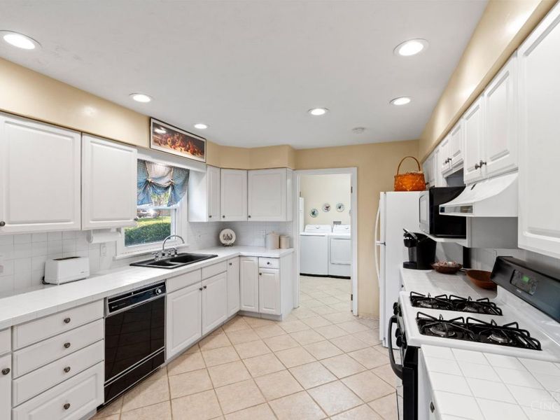 379 Hiatt Avenue, Wilmington, OH 45177 Photo 20