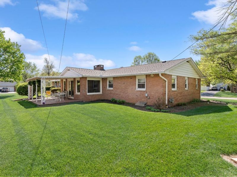 379 Hiatt Avenue, Wilmington, OH 45177 Photo 38