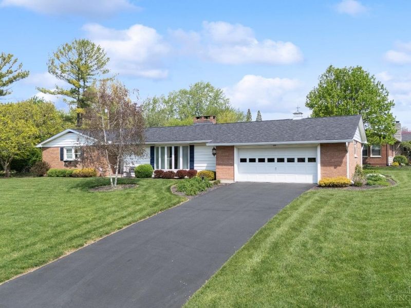 379 Hiatt Avenue, Wilmington, OH 45177 Photo 4