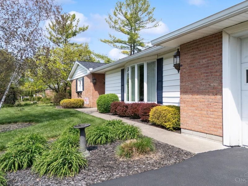 379 Hiatt Avenue, Wilmington, OH 45177 Photo 5