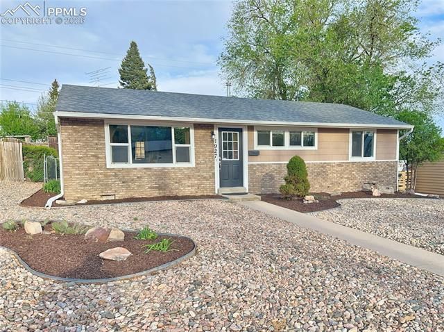 1927 Downing Drive, Colorado Springs, CO 80909 Main Photo