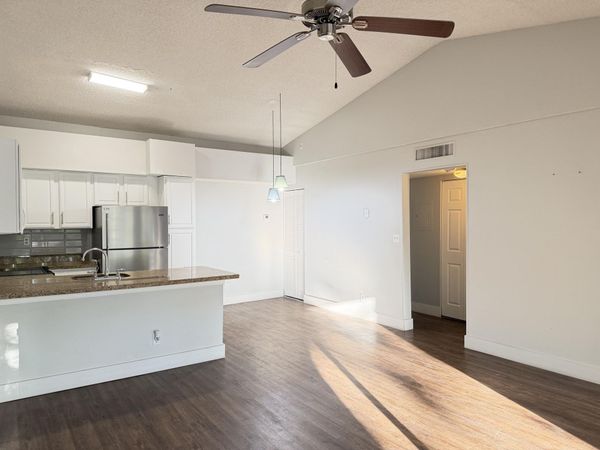 921 Lyons Road, Unit 3205, Coconut Creek, FL 33063