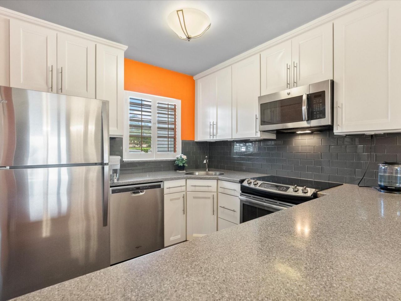 2998 Sunrise Lakes Drive E, Unit 110, Sunrise, FL 33322 Photo