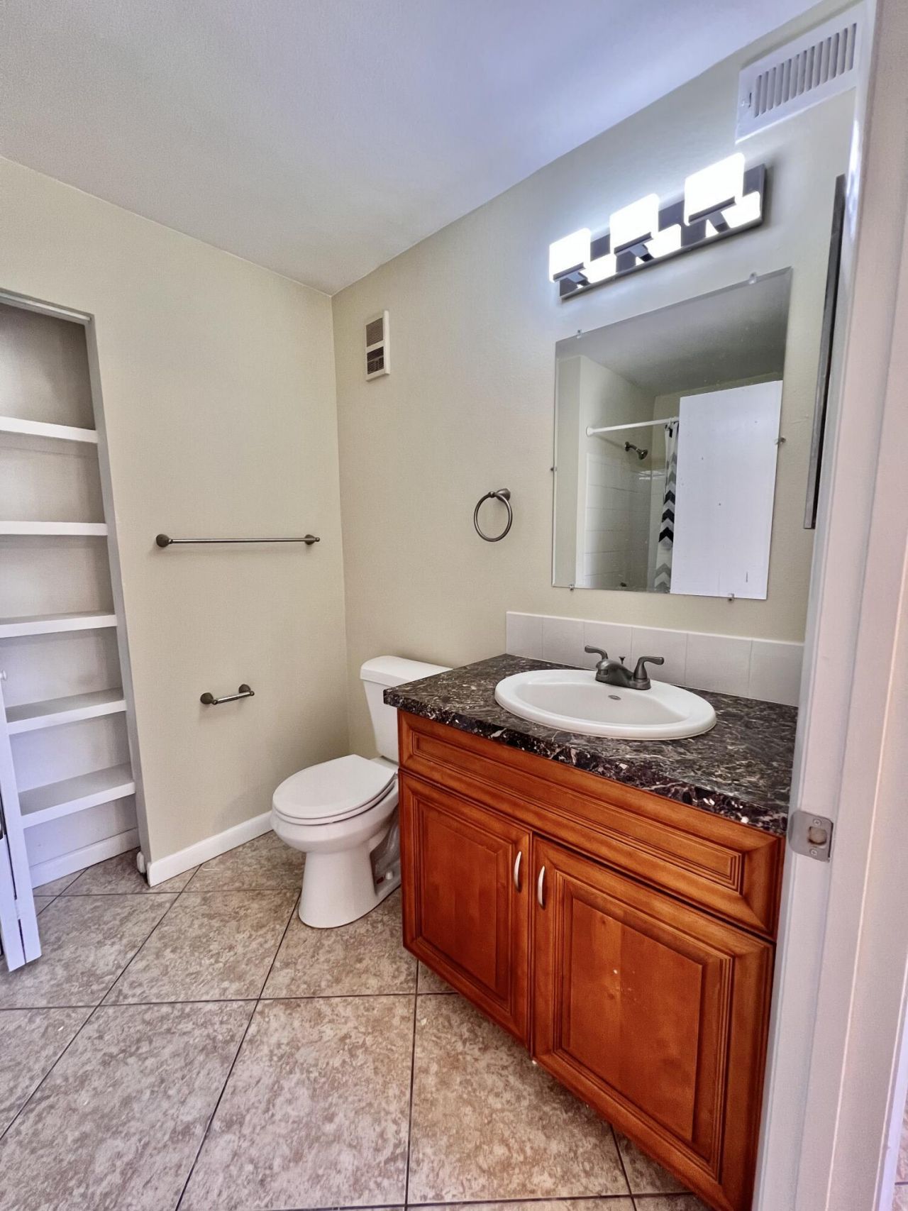 4855 Via Palm Lakes, Unit 911, West Palm Beach, FL 33417 Photo