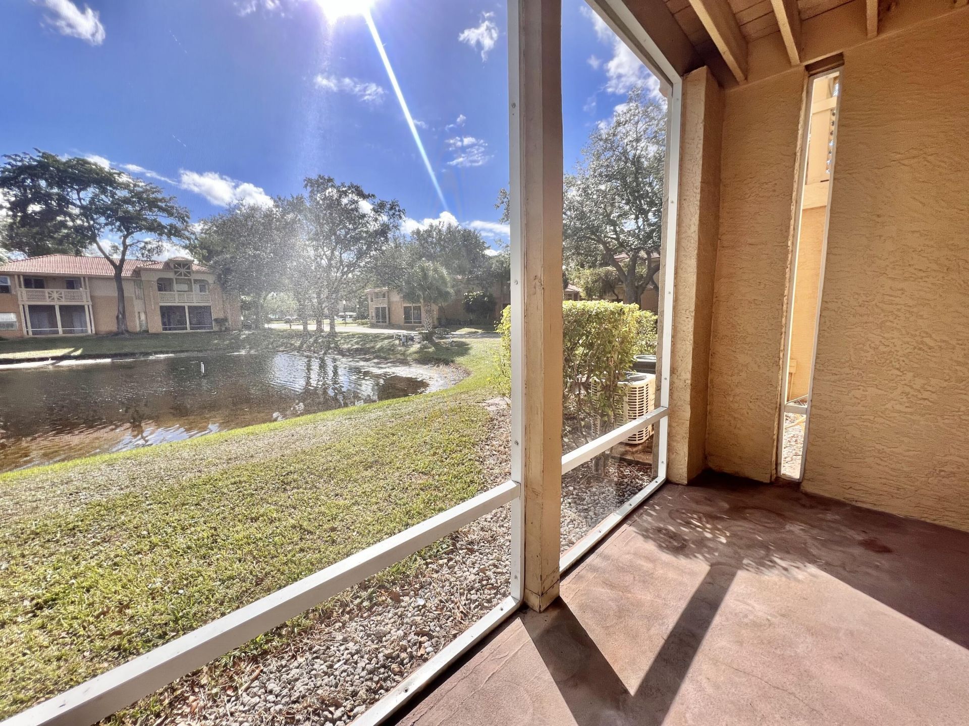 4855 Via Palm Lakes, Unit 911, West Palm Beach, FL 33417 Photo