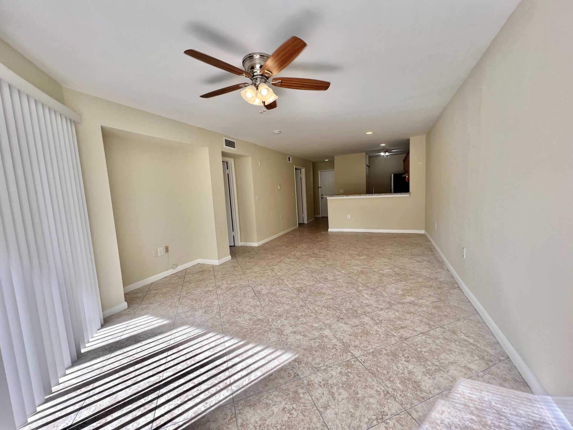 4855 Via Palm Lakes, Unit 911, West Palm Beach, FL 33417 Photo