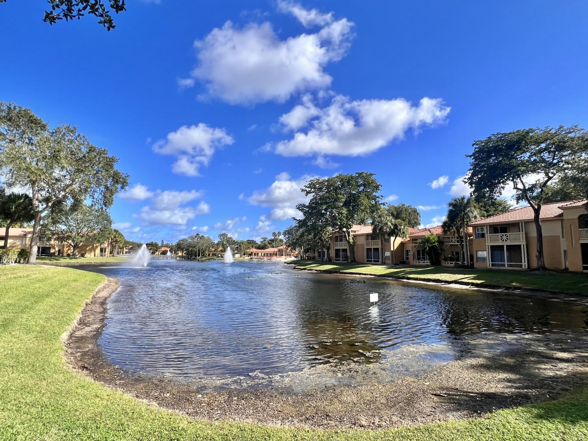4855 Via Palm Lakes, Unit 911, West Palm Beach, FL 33417 Photo