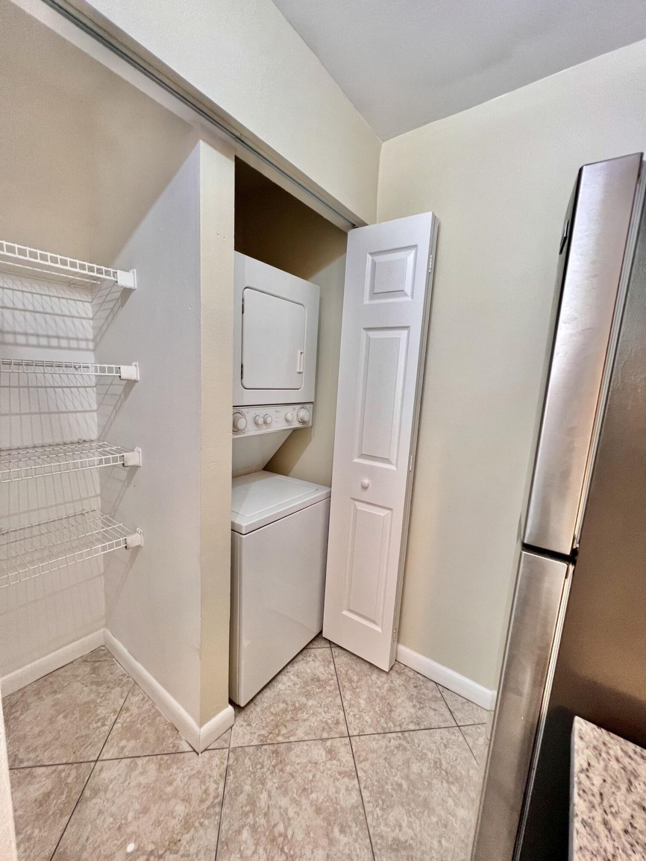 4855 Via Palm Lakes, Unit 911, West Palm Beach, FL 33417 Photo