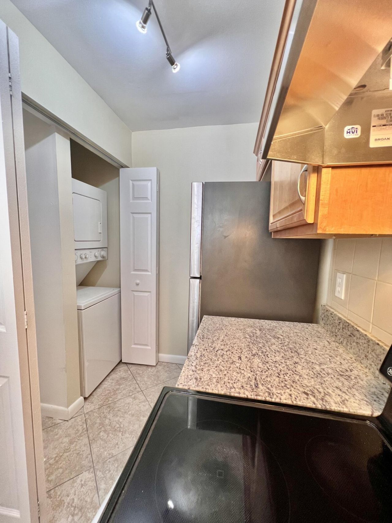 4855 Via Palm Lakes, Unit 911, West Palm Beach, FL 33417 Photo