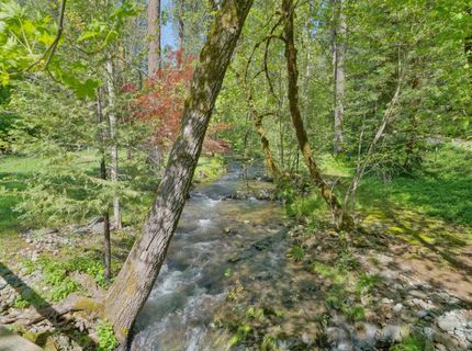 4965 Clear Creek Rd, Placerville, CA 95667 Photo