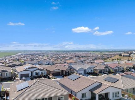 3385 Rock Springs Ranch Dr, Folsom, CA 95630 Photo