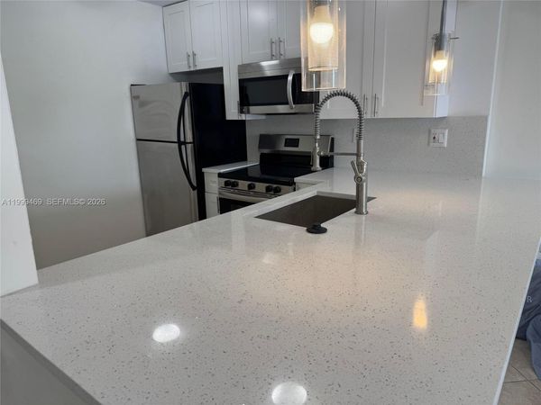 492 NW 165th St Rd , Unit C-309, Miami, FL 33169