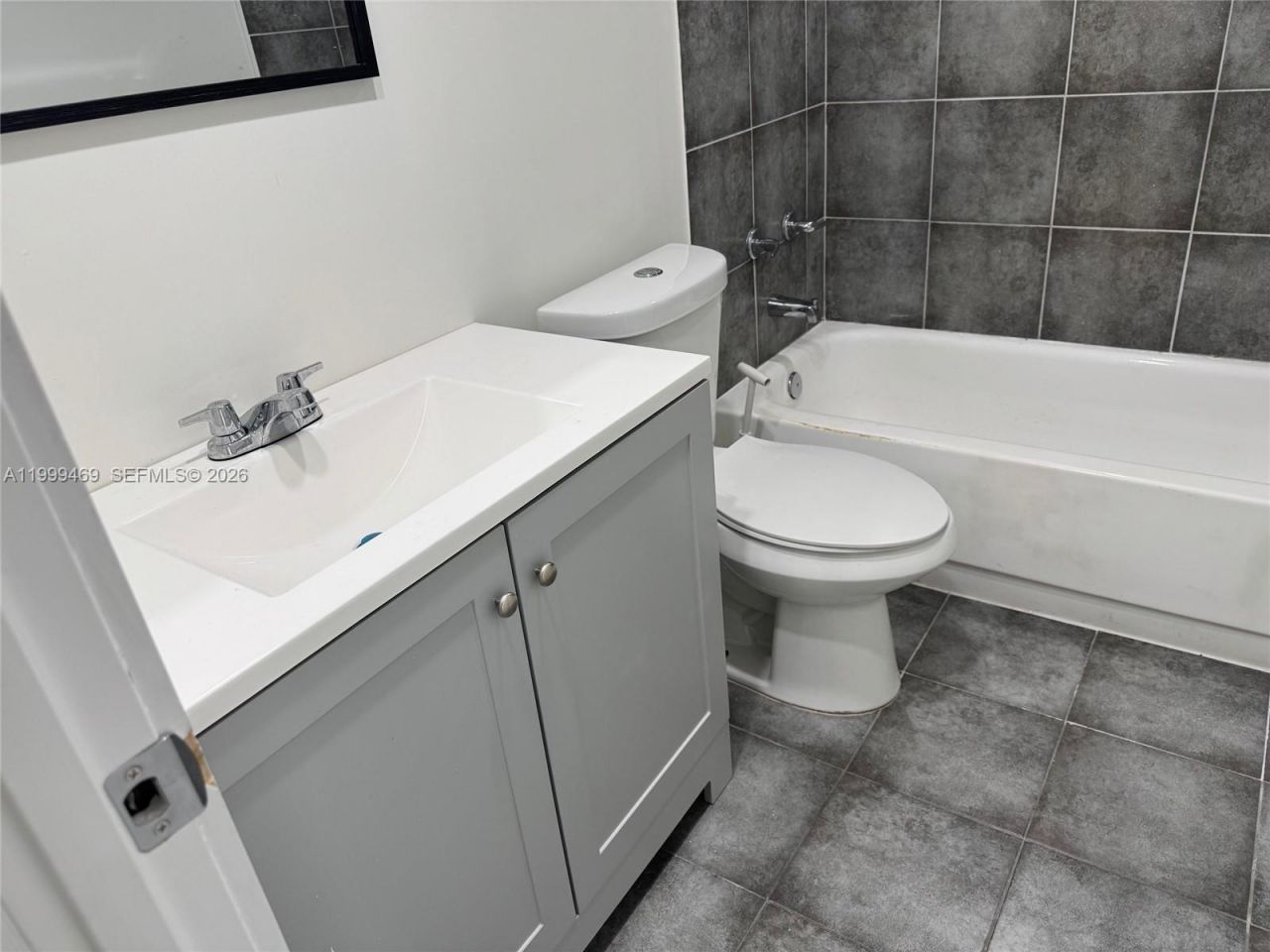 492 NW 165th St Rd , Unit C-309, Miami, FL 33169 Photo