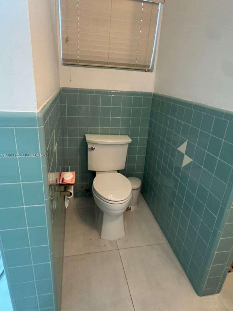 3600 SW 26th St, Miami, FL 33133 Photo