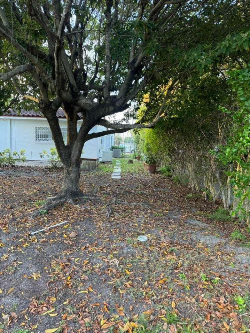 3600 SW 26th St , Miami, FL 33133 Photo