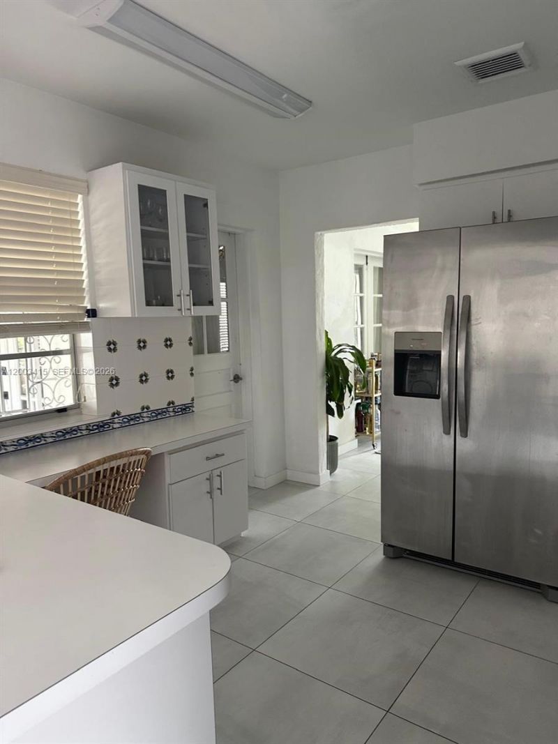 3600 SW 26th St, Miami, FL 33133 Photo