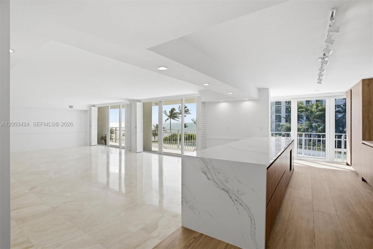 600 Grapetree Dr, Unit 4BS, Key Biscayne, FL 33149 Photo