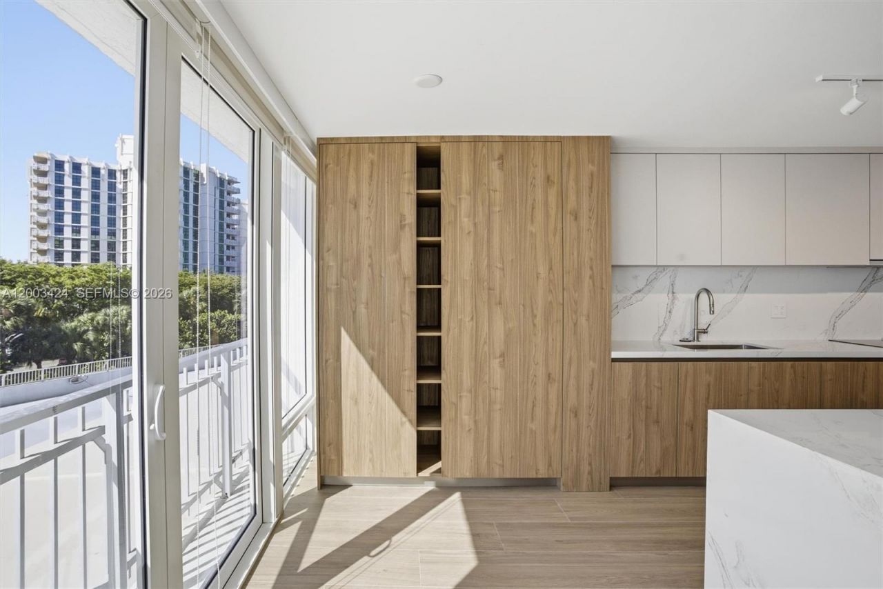 600 Grapetree Dr, Unit 4BS, Key Biscayne, FL 33149 Photo