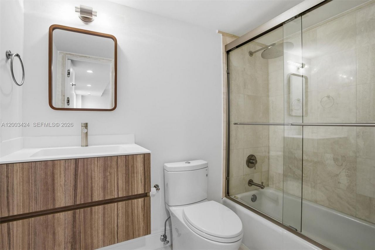 600 Grapetree Dr, Unit 4BS, Key Biscayne, FL 33149 Photo