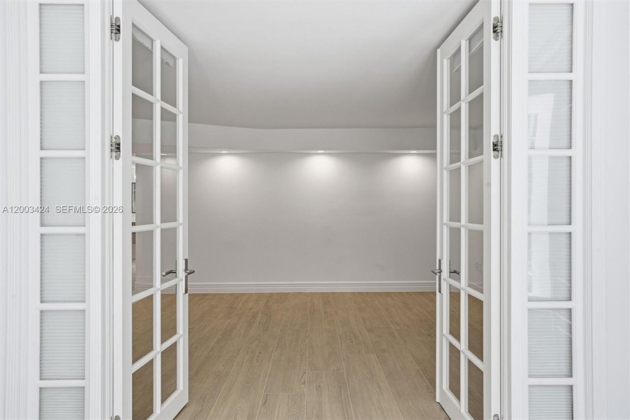 600 Grapetree Dr, Unit 4BS, Key Biscayne, FL 33149 Photo