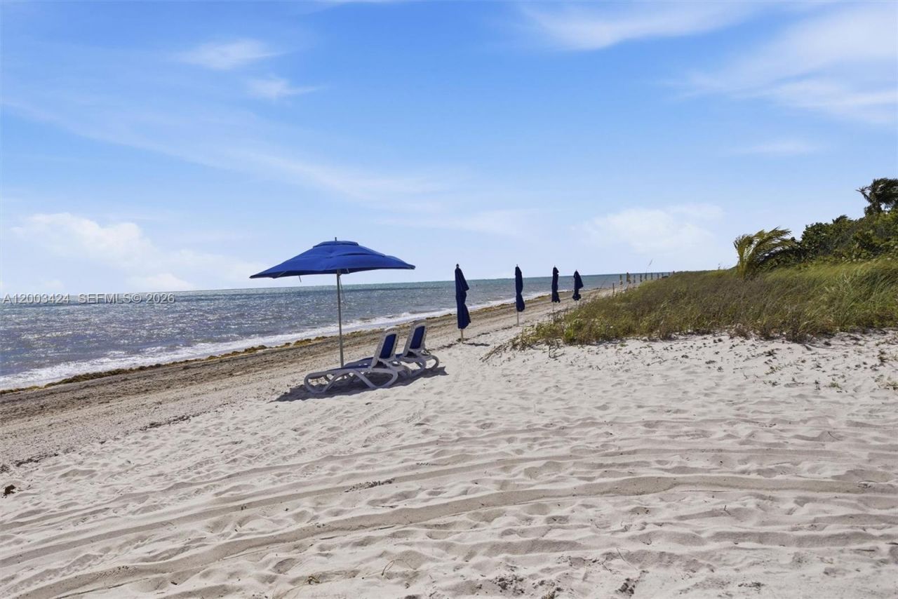 600 Grapetree Dr, Unit 4BS, Key Biscayne, FL 33149 Photo